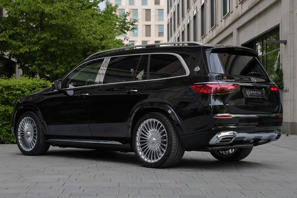 Mercedes-Benz GLS 600