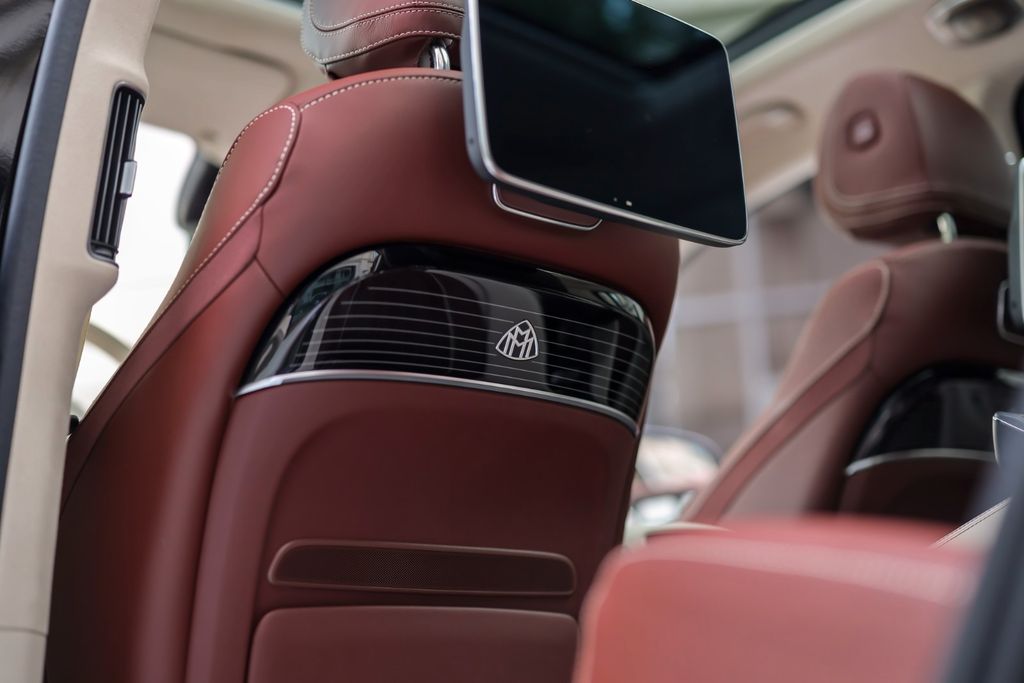 Mercedes-Benz GLS 600