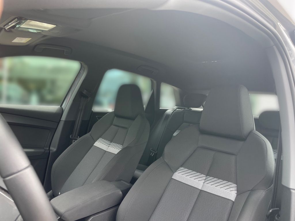 Audi Q4 e-tron 2024