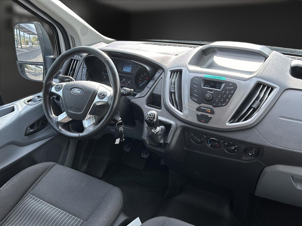 Ford Transit 2017