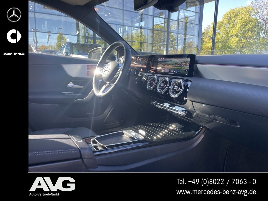 Mercedes-Benz A 200 2024