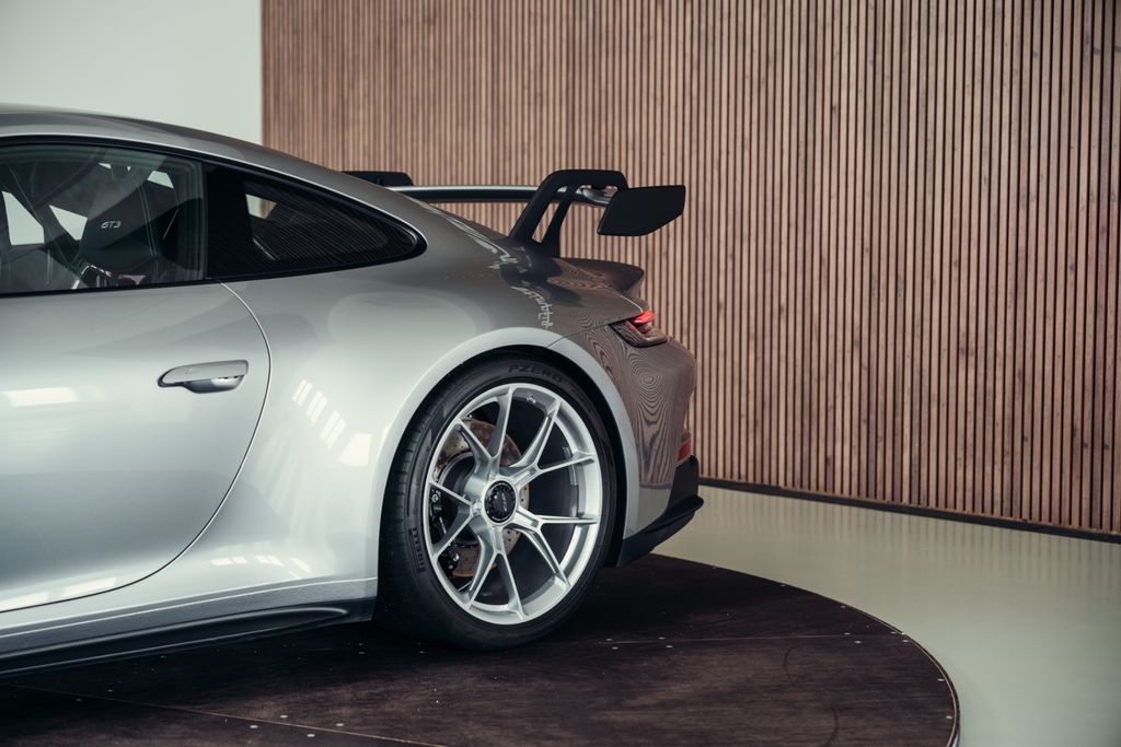 Porsche 992 2024