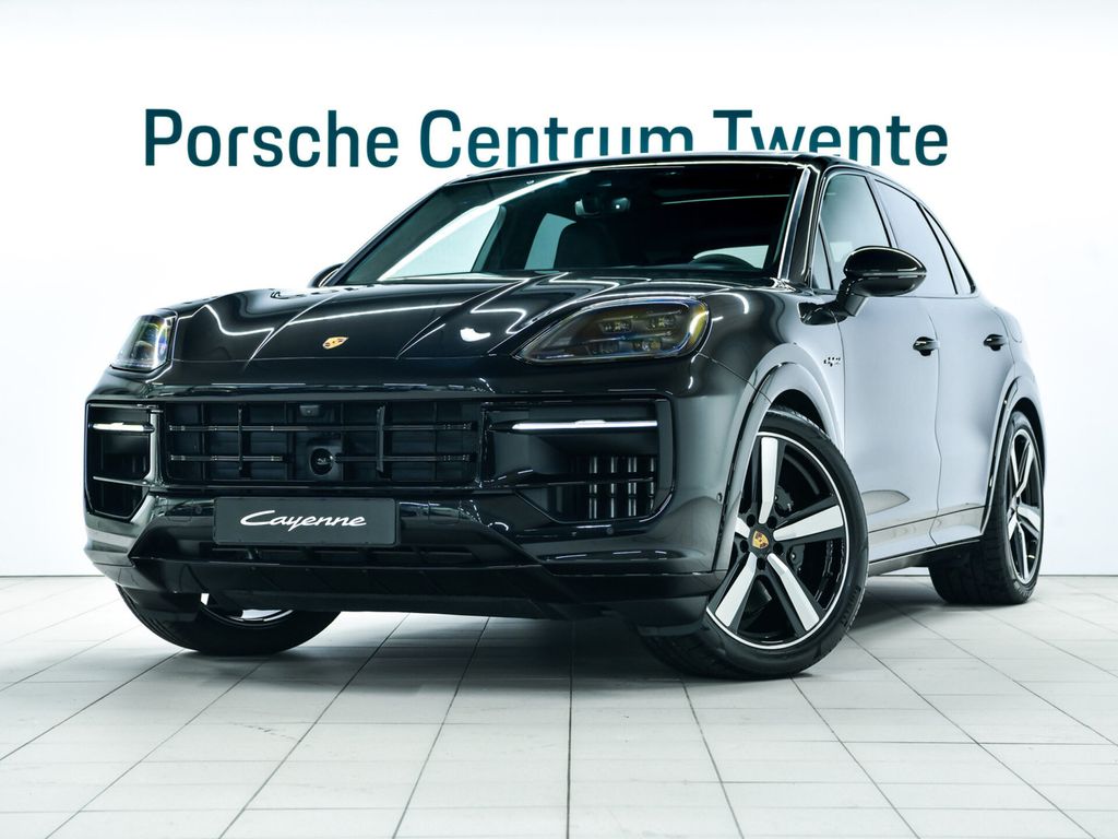 Porsche Cayenne 2025