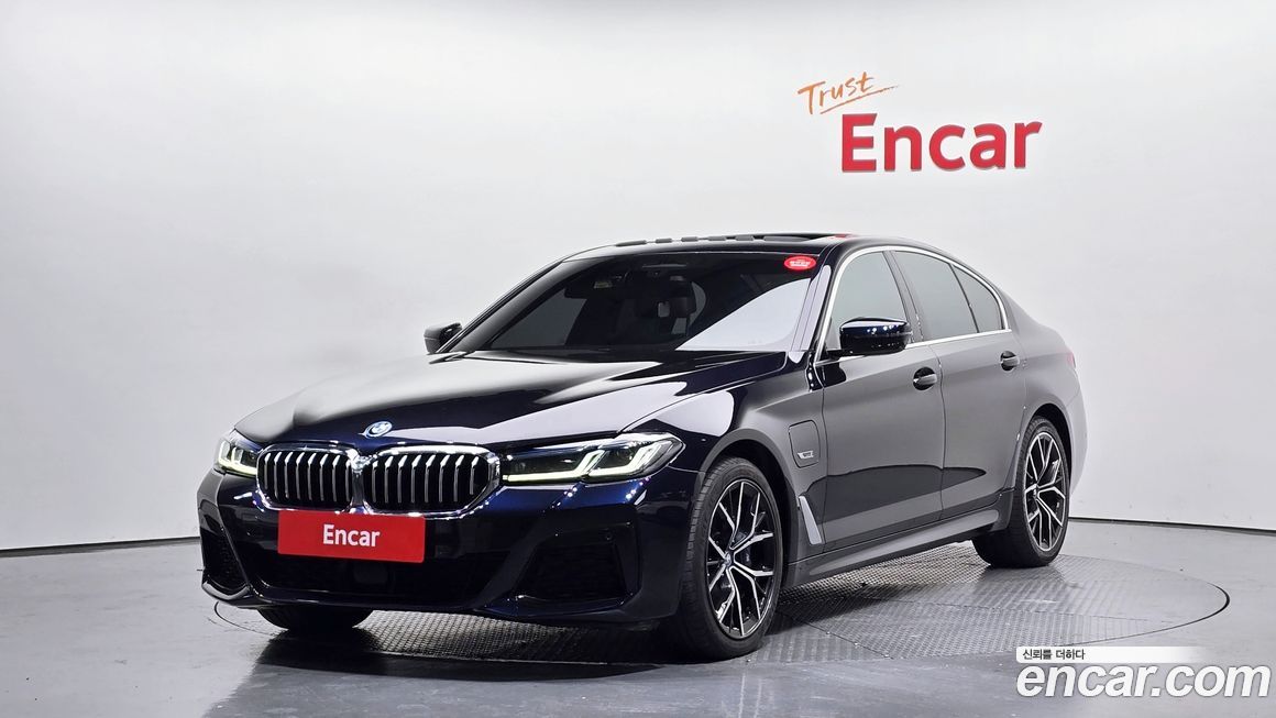 BMW 5-Series 2022