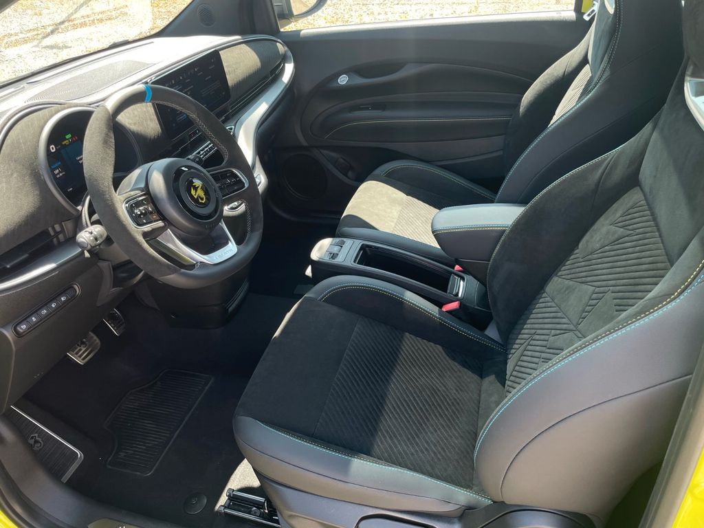 Abarth 500 2023