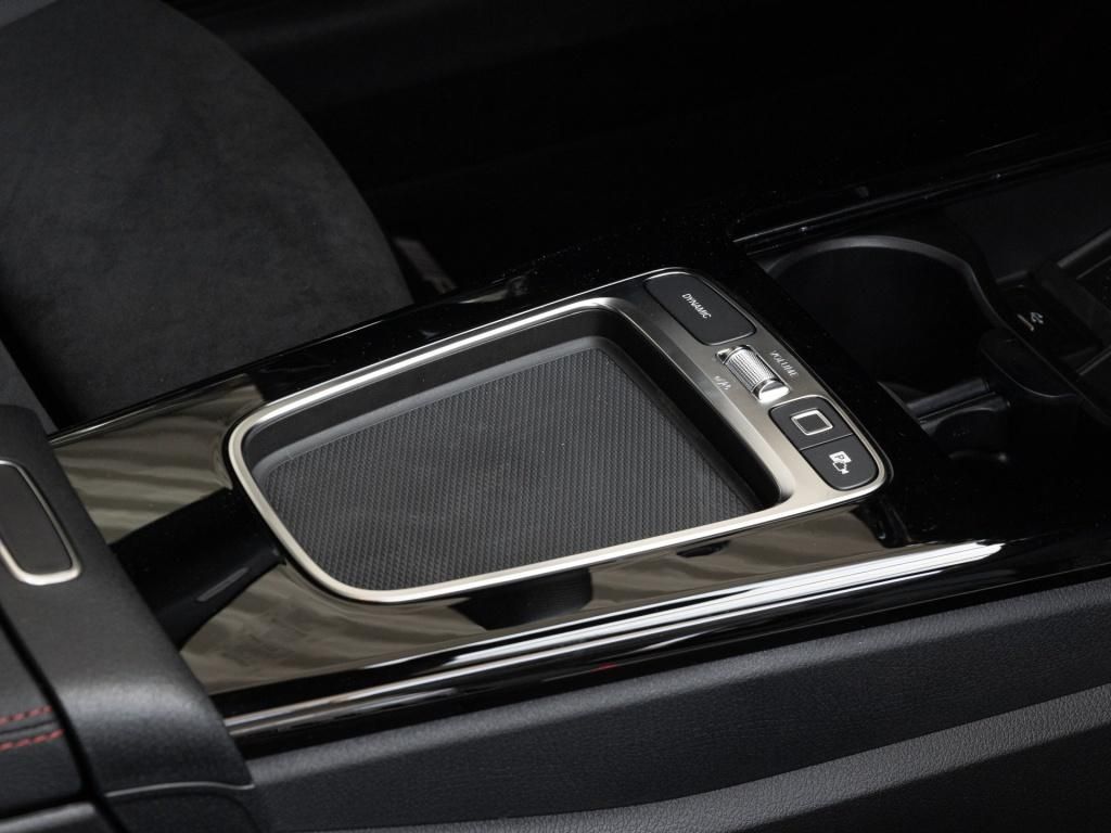 Mercedes-Benz CLA 220 2025