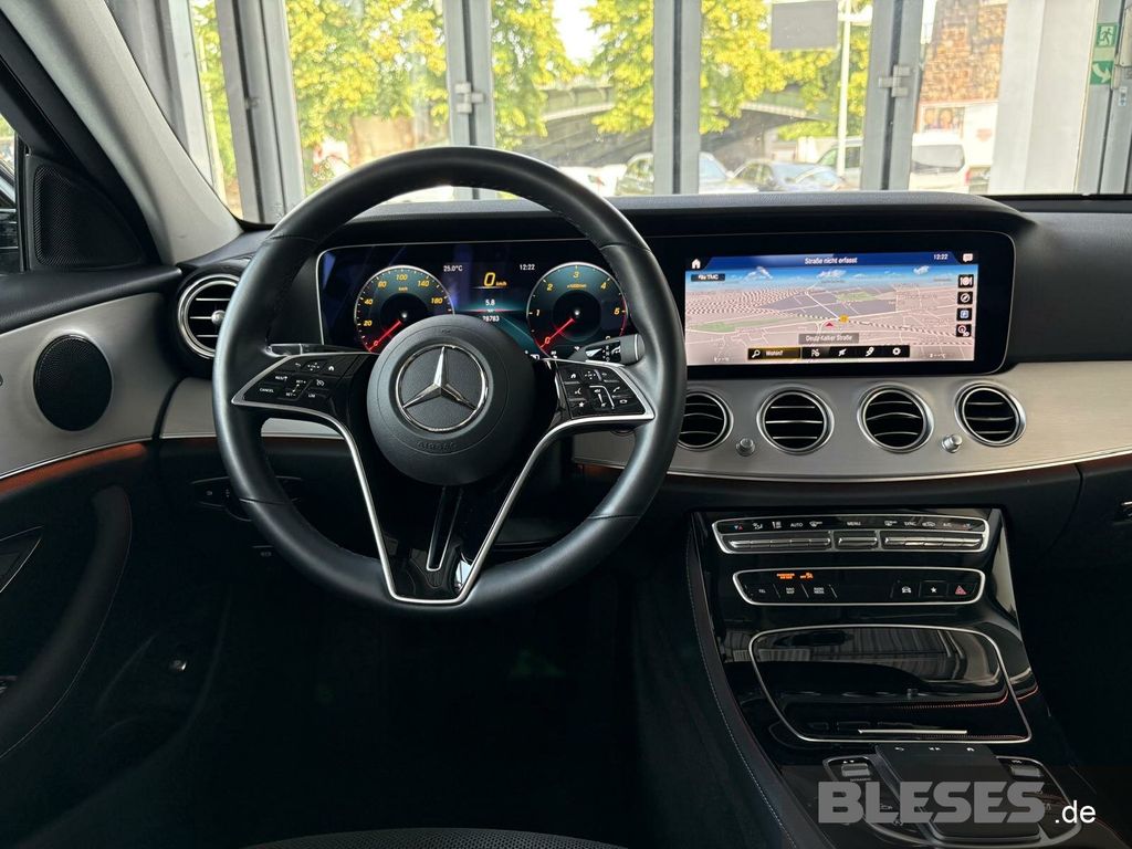 Mercedes-Benz E 220 2022