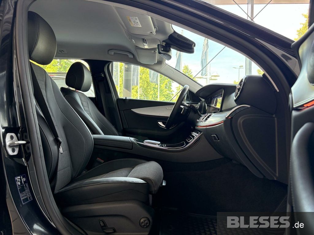 Mercedes-Benz E 220 2022