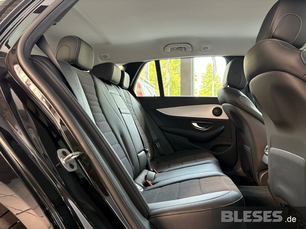 Mercedes-Benz E 220 2022