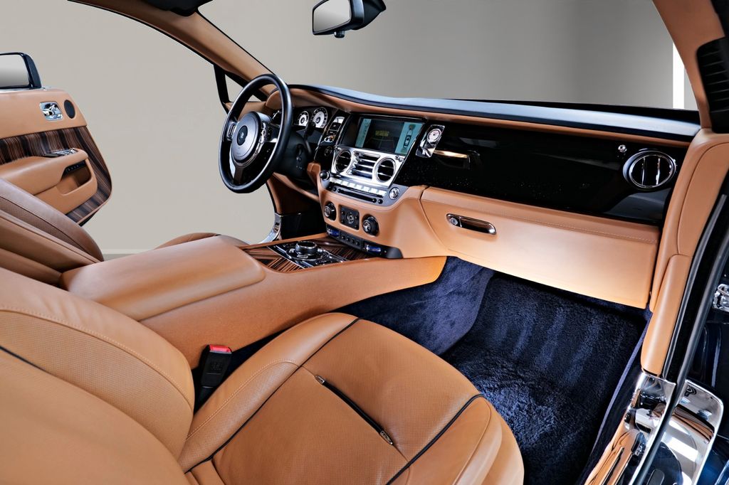 Rolls-Royce Wraith 2014