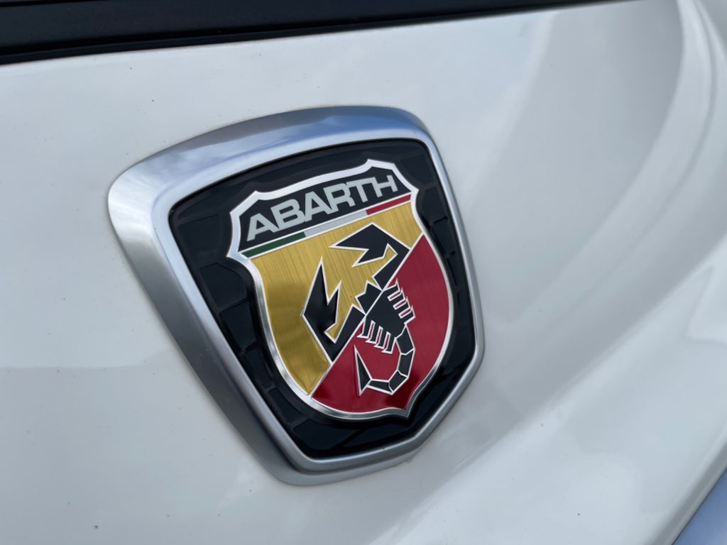 Abarth 595C 2019