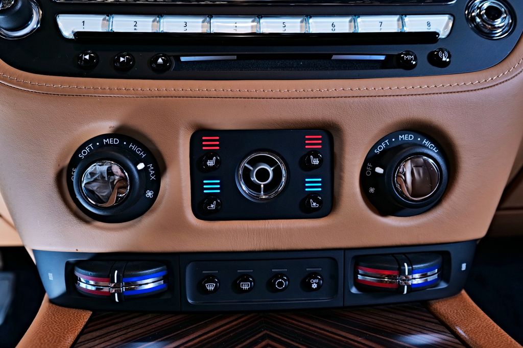 Rolls-Royce Wraith 2014