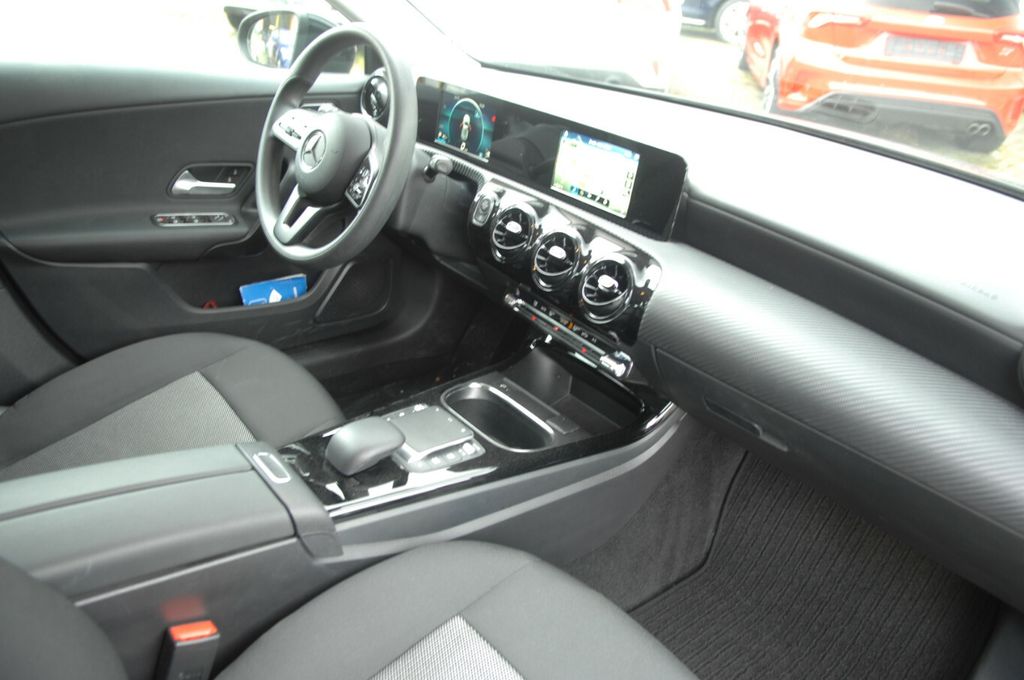 Mercedes-Benz A 200 2020