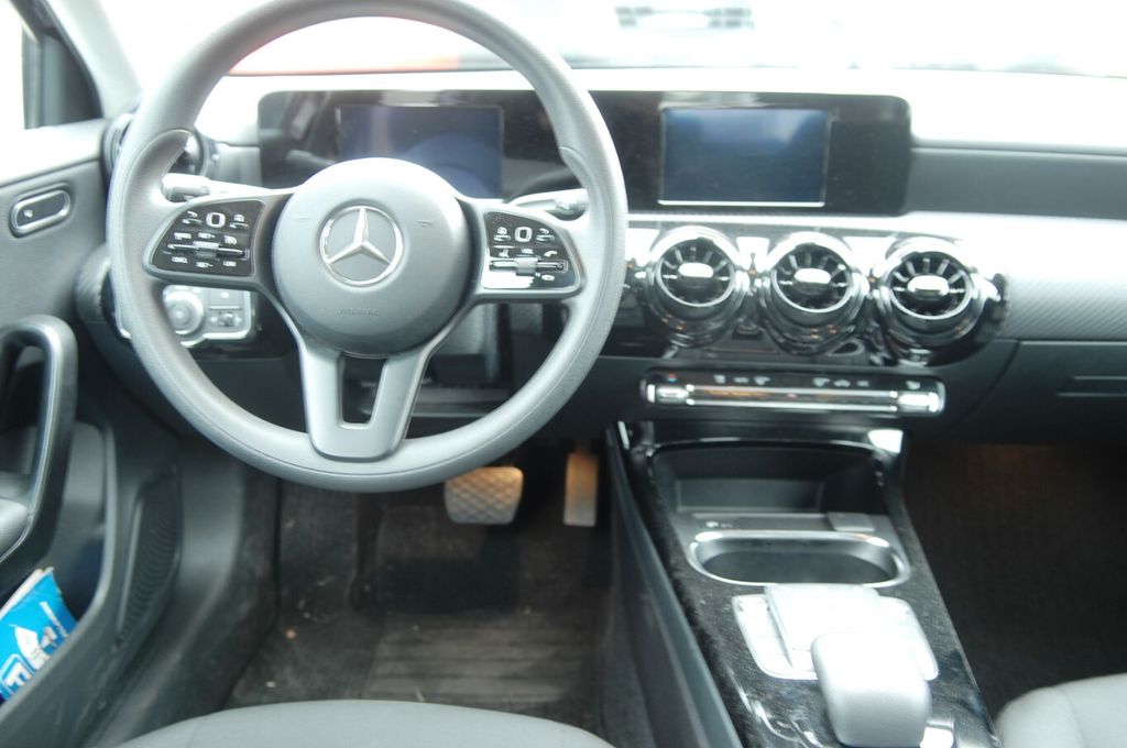 Mercedes-Benz A 200 2020