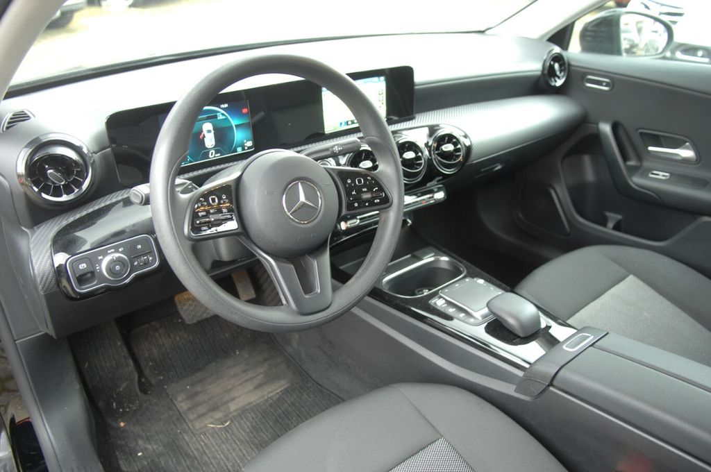 Mercedes-Benz A 200 2020