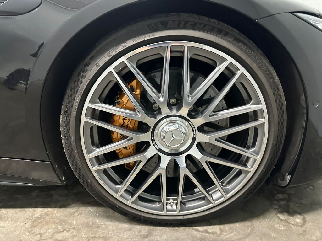 Mercedes-Benz SL 63 AMG 2022