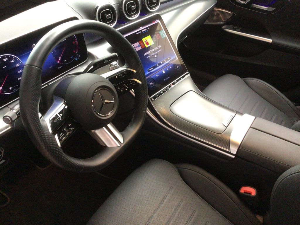 Mercedes-Benz C 300 2024