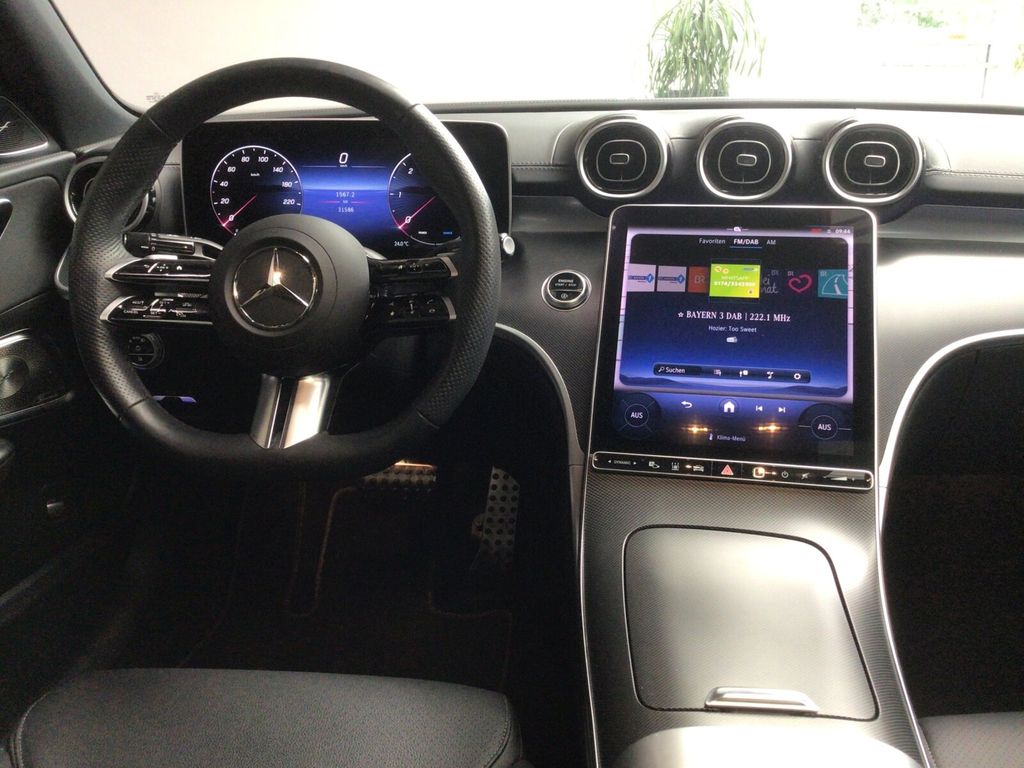 Mercedes-Benz C 300 2024