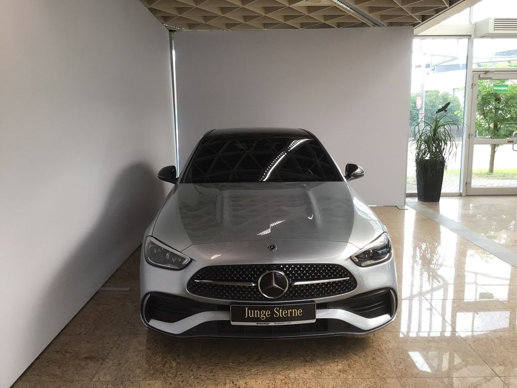 Mercedes-Benz C 300 2024