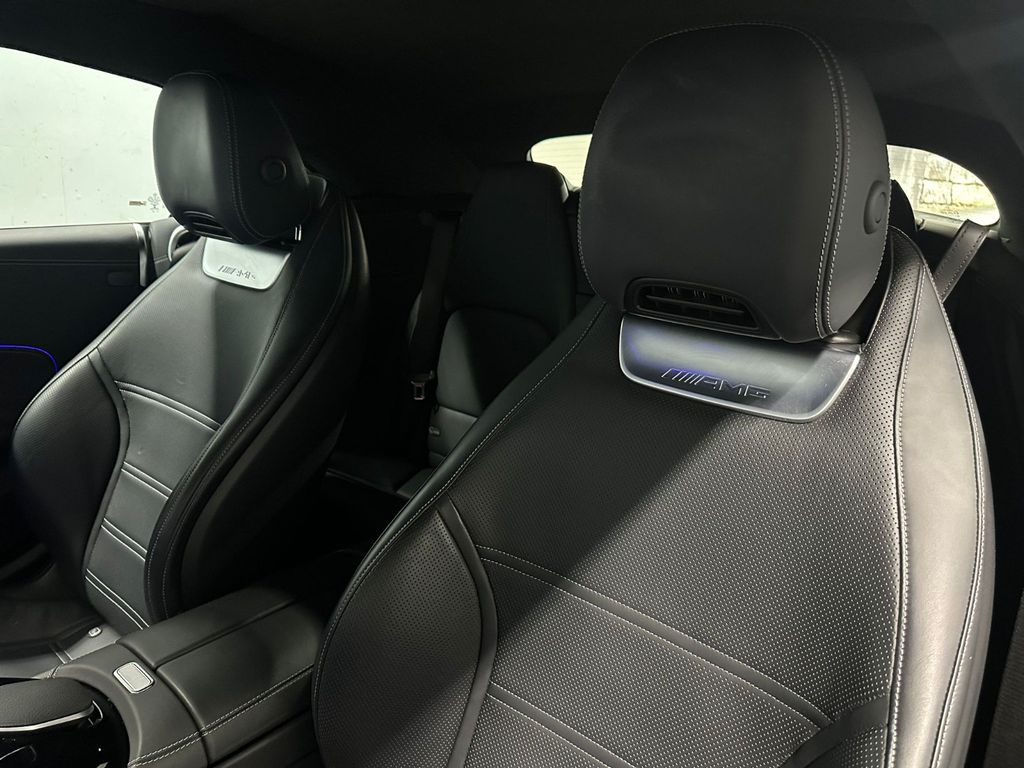 Mercedes-Benz SL 63 AMG 2022