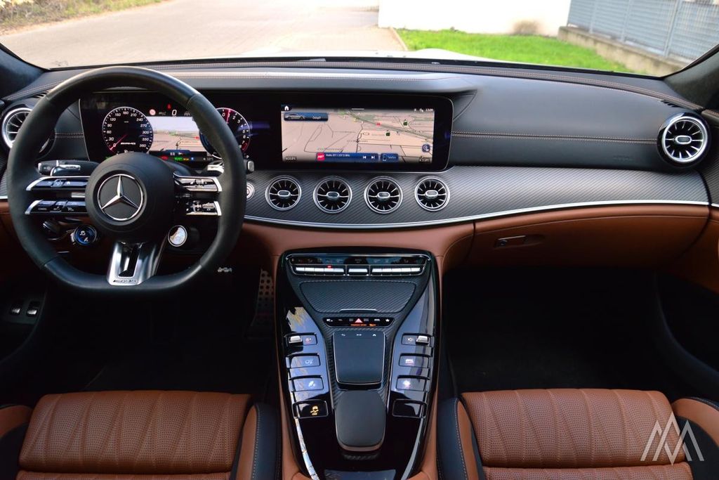 Mercedes-Benz AMG GT 2024