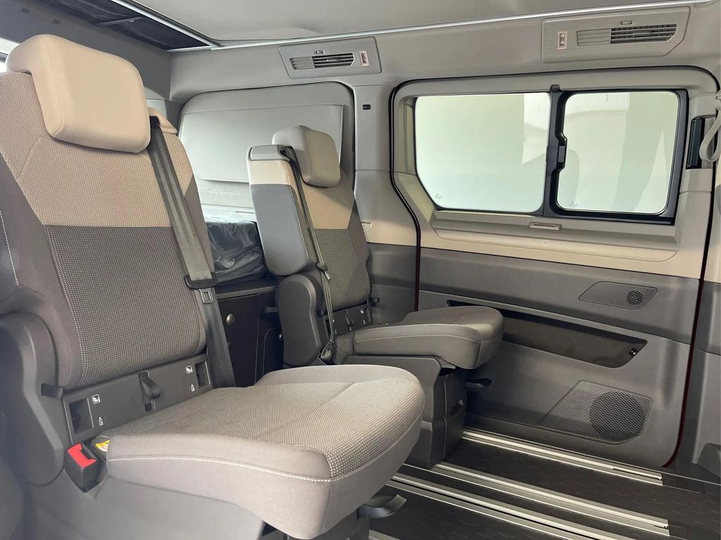 Volkswagen T7 California