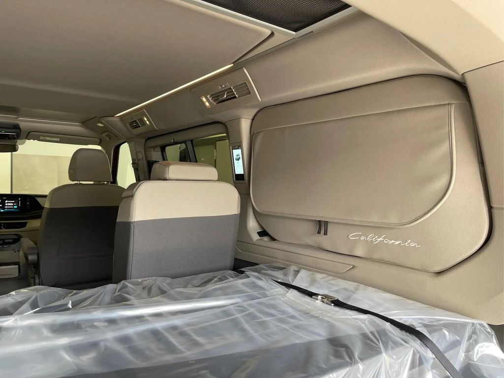 Volkswagen T7 California