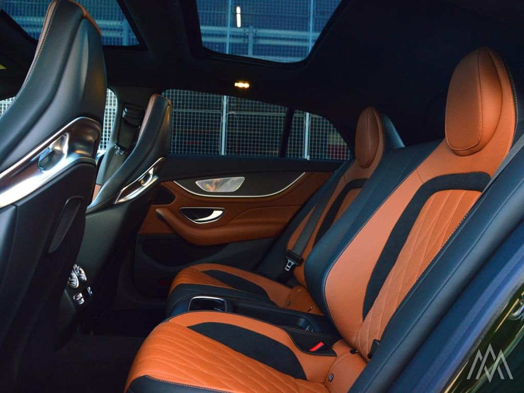 Mercedes-Benz AMG GT 2024