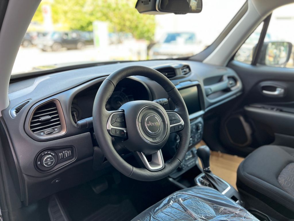 Jeep Renegade 2023