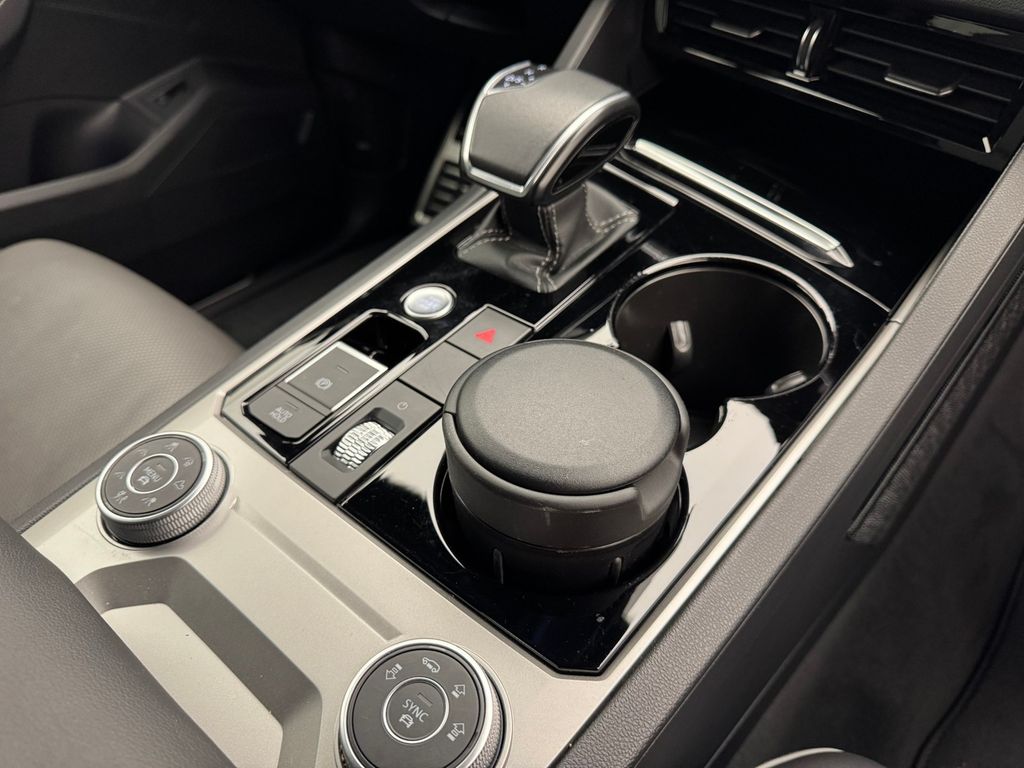 Volkswagen Touareg 2021
