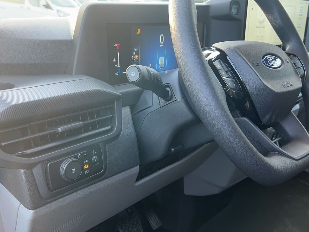 Ford Transit Custom 2024