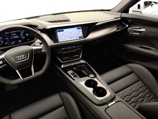 Audi e-tron GT 2024
