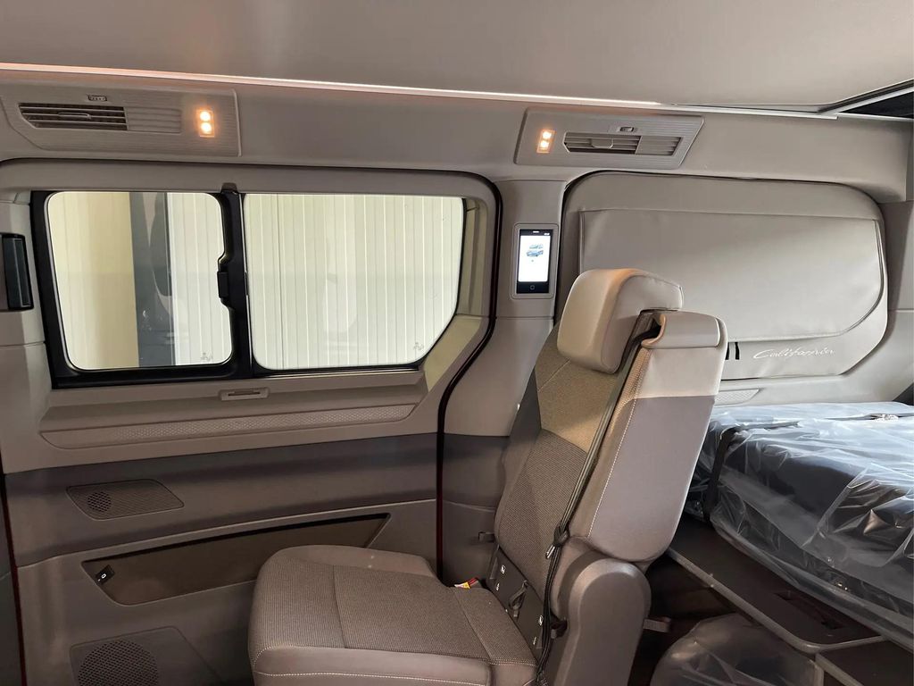 Volkswagen T7 California