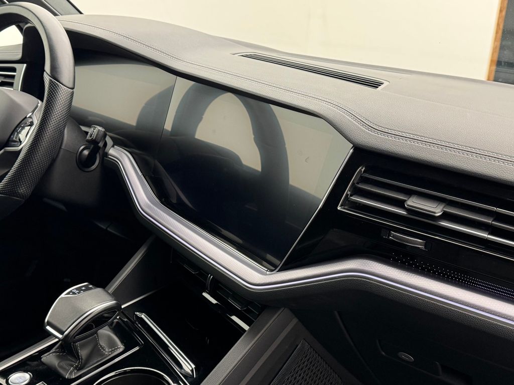 Volkswagen Touareg 2021