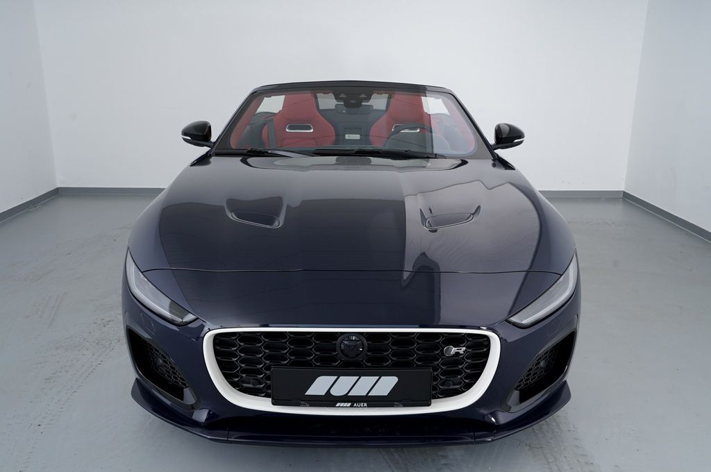 Jaguar F-Type 2024