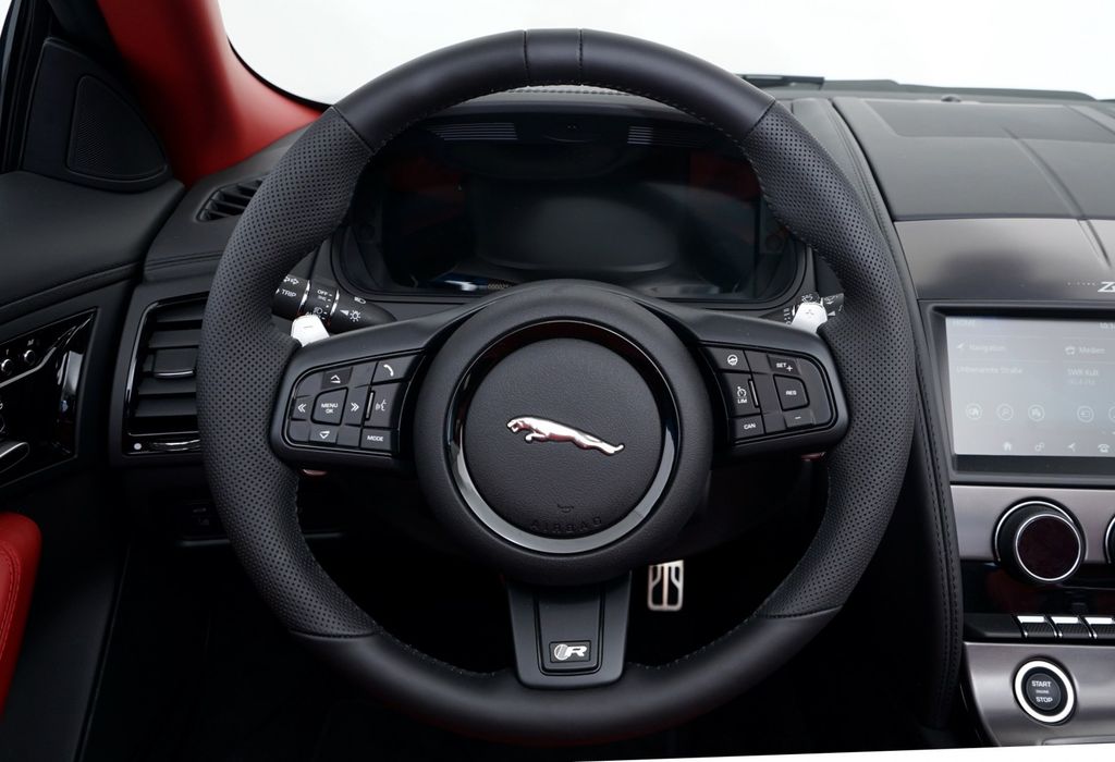 Jaguar F-Type 2024