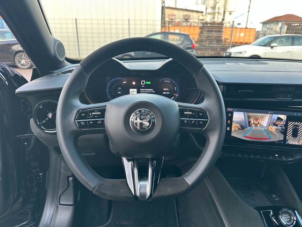 Alfa Romeo Junior 2025