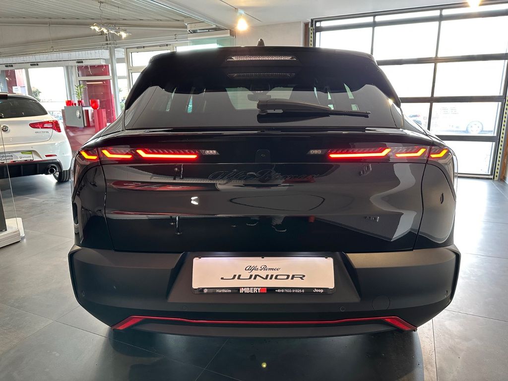 Alfa Romeo Junior 2025
