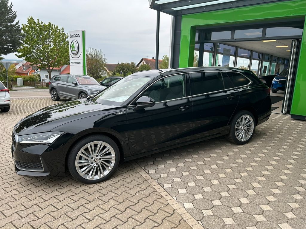 Skoda Superb 2025