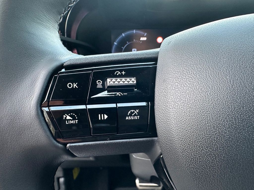 Alfa Romeo Junior 2025