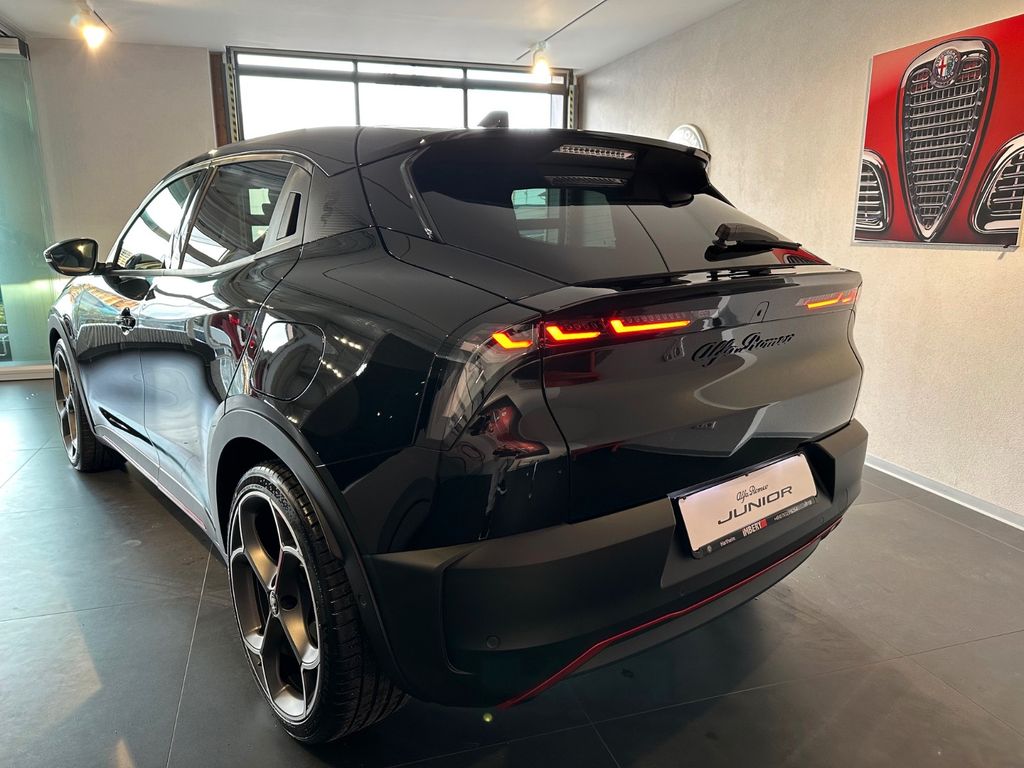 Alfa Romeo Junior 2025