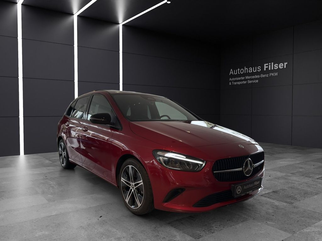 Mercedes-Benz B 180 2024