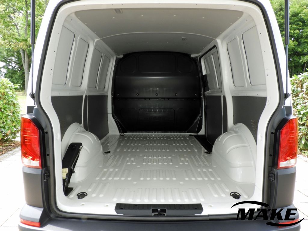 Volkswagen T6 Transporter 2024