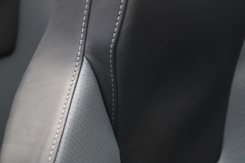 Aston Martin DB9 2006