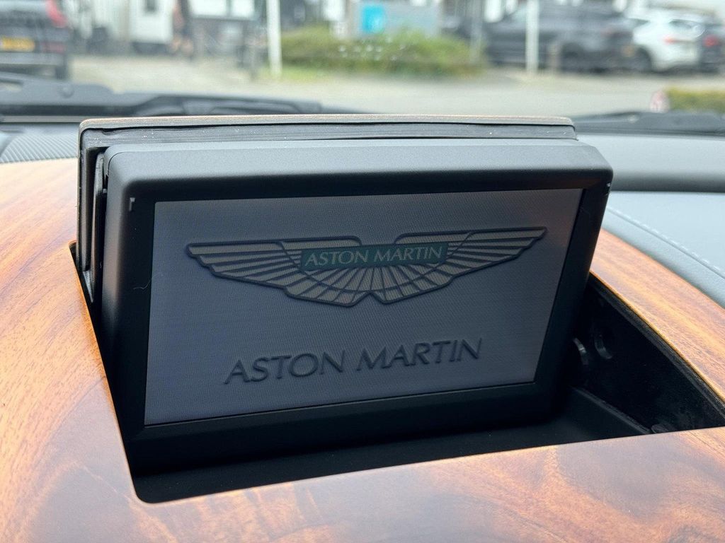 Aston Martin DB9 2006