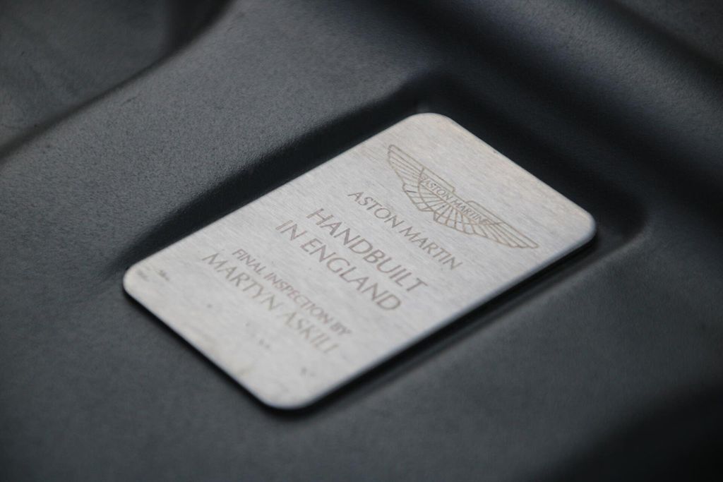 Aston Martin DB9 2006
