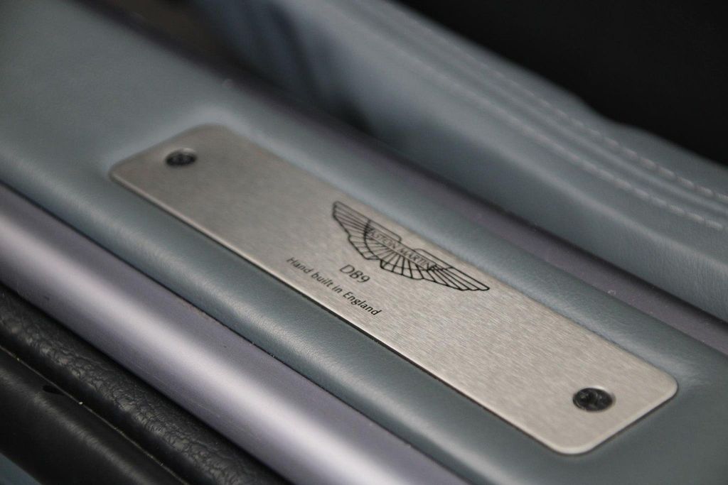 Aston Martin DB9 2006