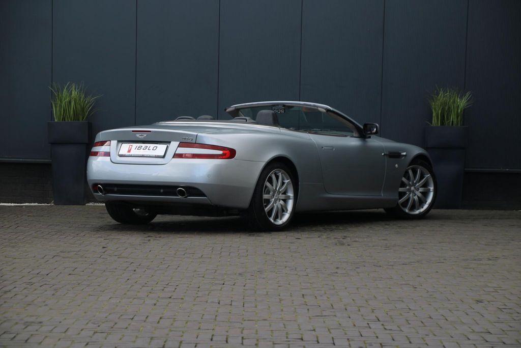 Aston Martin DB9 2006