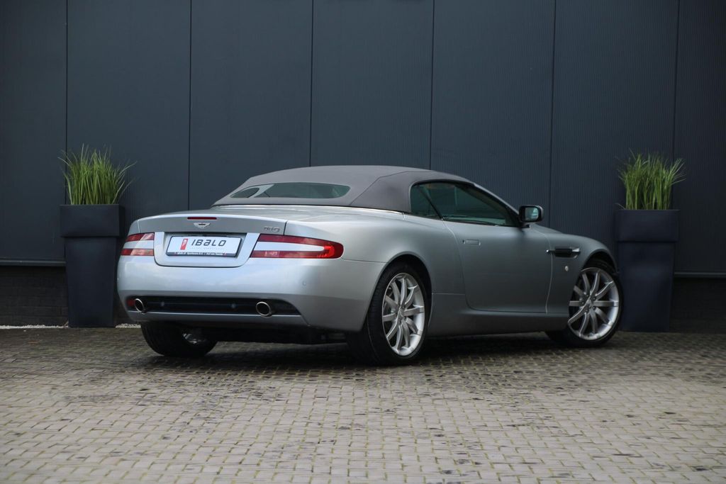 Aston Martin DB9 2006