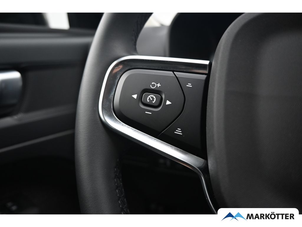 Volvo XC40 2022